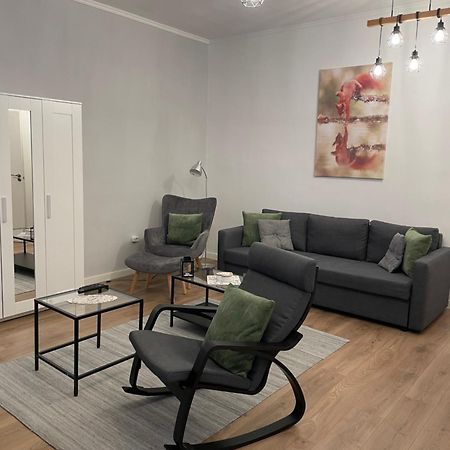 Zwinger Apartman Sopron Buitenkant foto